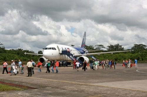Avion aéroport Puerto Maldonado