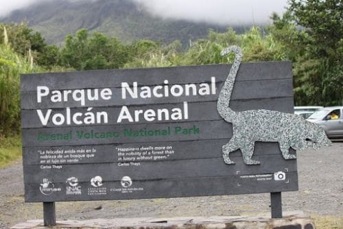 Panneau parc national Volcan Arenal