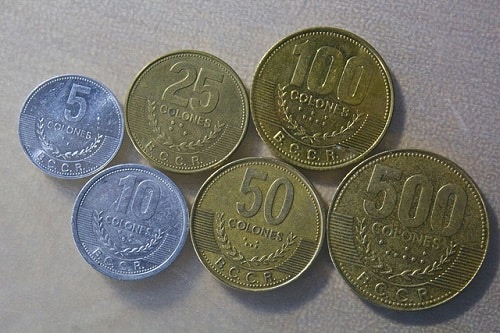 Pieces de monnaie costariciennes 